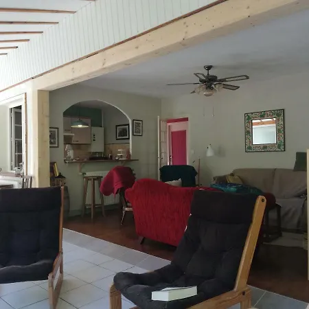 펜션 De La Corniche *